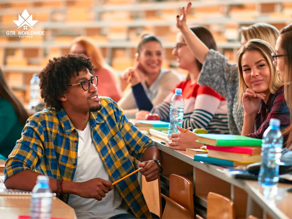 cách định cư Canada dễ nhất theo hình thức du học