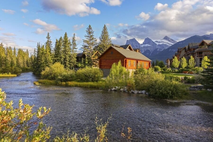 CHƯƠNG TRÌNH DOANH NHÂN CỘNG ĐỒNG ALBERTA (Rural Entrepreneur Stream) 1 Doanh nhân Nông thôn Alberta