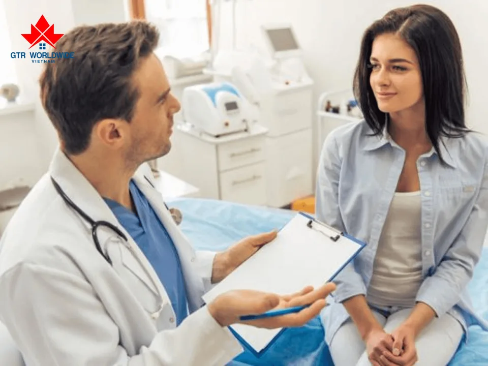 thuong-tru-nhan-canada-duoc-huong-che-do-cham-soc-suc-khoe-va-phuc-loi-xa-hoi