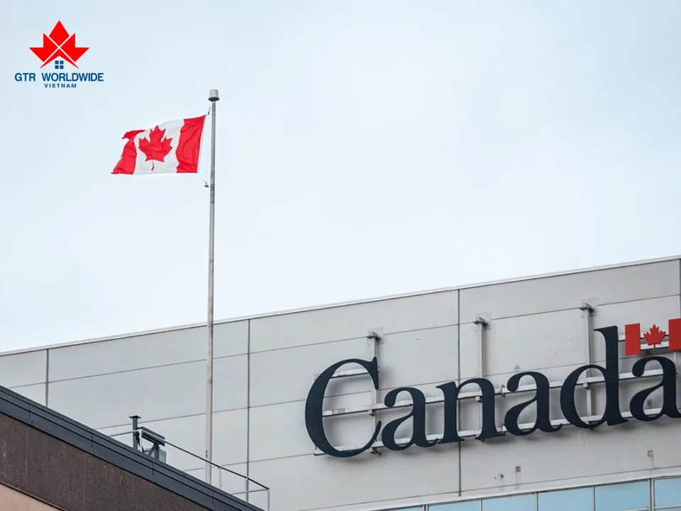 Express Entry sẽ thay đổi như thế nào vào năm 2023? 1 dinh-cu-canada-express-entry-co-nhung-thay-doi-gi