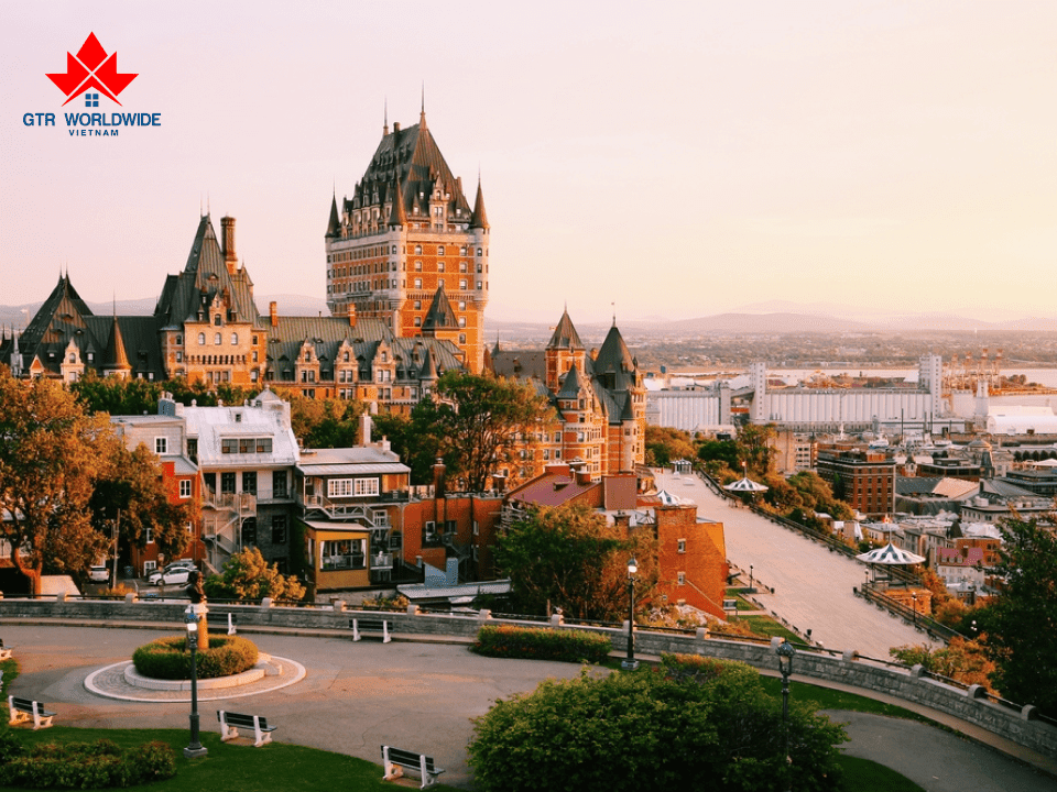 dinh-cu-quebec-canada-dien-dau-tu-tinh-bang-2023