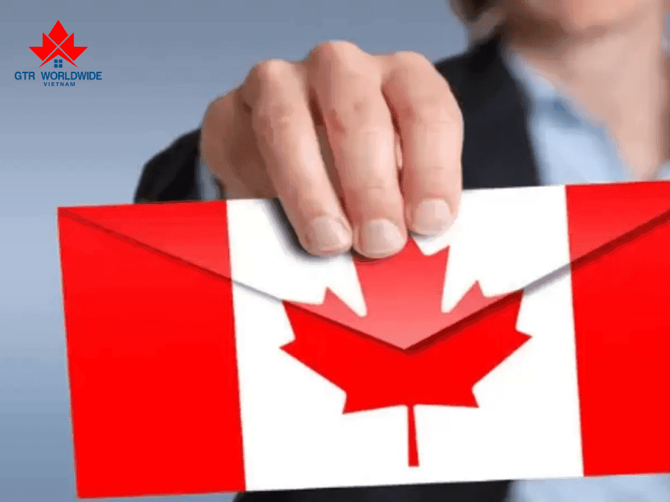 viec-nhap-cu-dem-den-nhieu-loi-ich-cho-canada