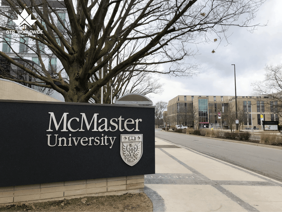 Những điều cần biết về du học Canada ngành điều dưỡng 6 dai-hoc-mc-master-duoc-xep-hang-trong-top-75-the-gioi