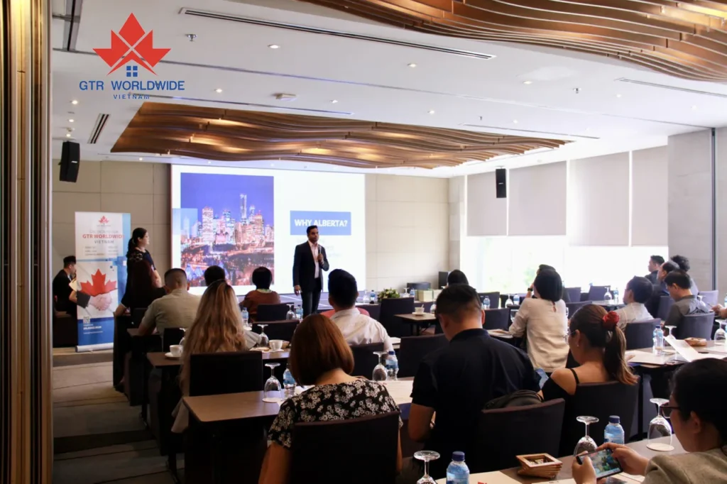 Hội thảo Đầu tư Định cư Canada - Chương trình Doanh nhân Alberta 2 GRT - Đầu tư định cư Canada