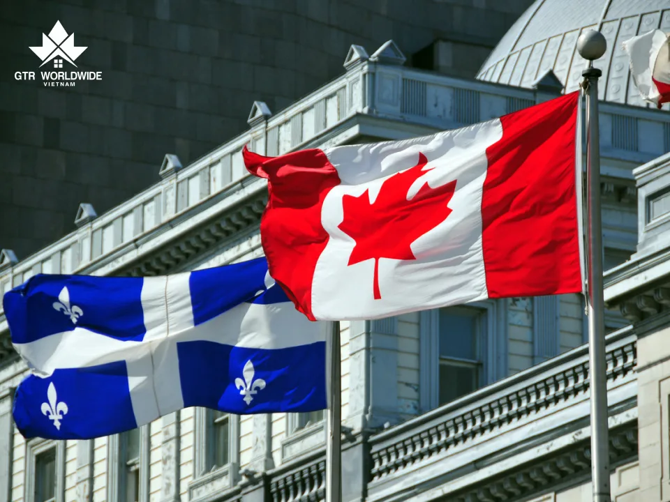 ứng viên nộp hồ sơ định cư canada diện tay nghề