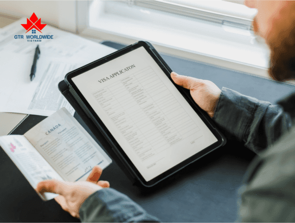 thí sinh đặt lịch chụp ảnh và dấu vân tay khi làm thủ tục xin visa Canada online