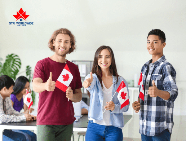 ứng viên tìm hiểu về chương trình định cư canada diện tay nghề