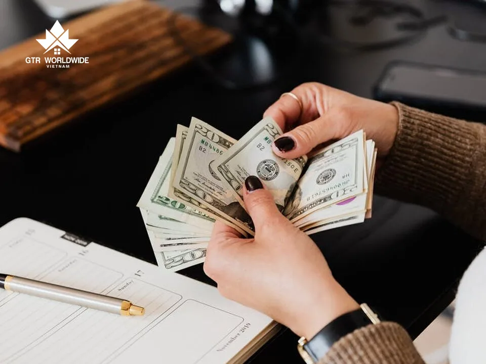 Tư Vấn Định Cư Canada Diện Tay Nghề, Bạn Nhất Định Phải Đọc! 6 tư vấn định cư canada diện tay nghề về vấn đề tài chính
