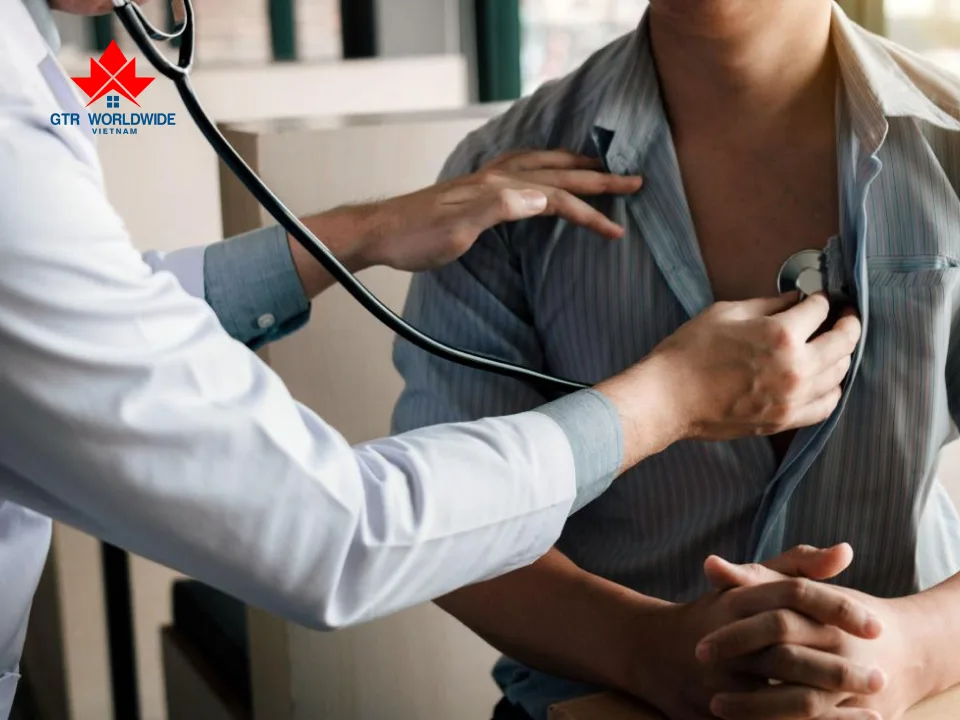 khám sức khoẻ trước khi du học nghề bánh tại canada