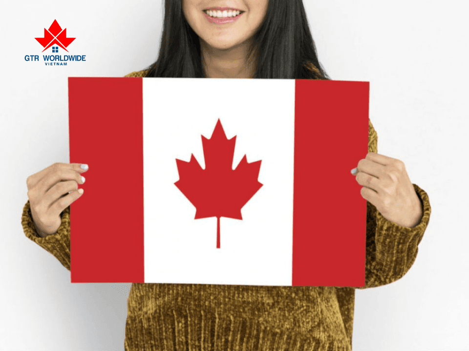 du học sinh chuẩn bị chi phí cho học thạc sĩ Canada 
