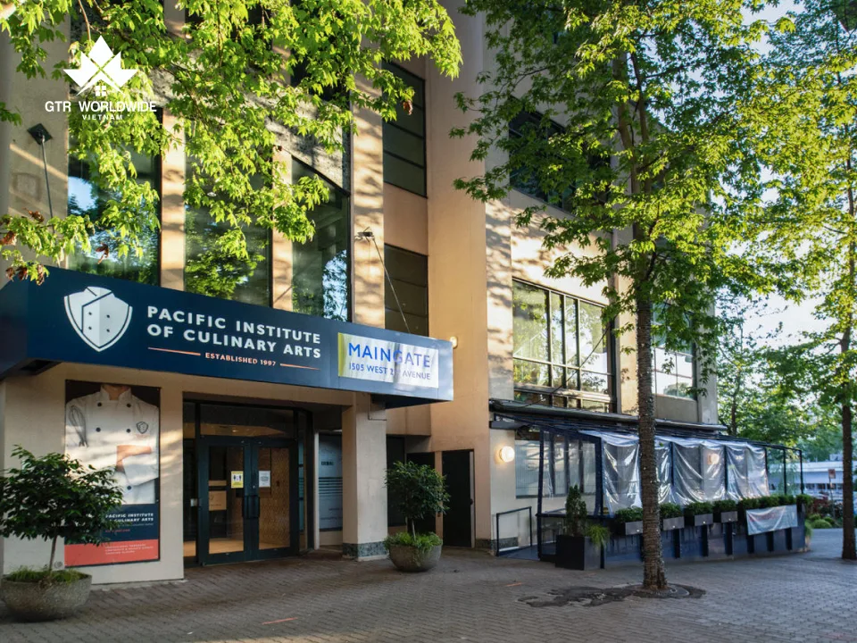 du học nghề bánh tại canada tại trung tâm Pacific Institute of Culinary Arts