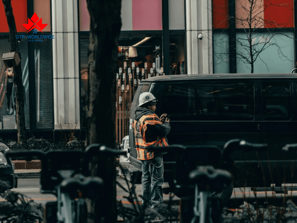 Yêu cầu nộp đơn về chương trình Law Enforcement Pathway cho dòng Express Entry Alberta