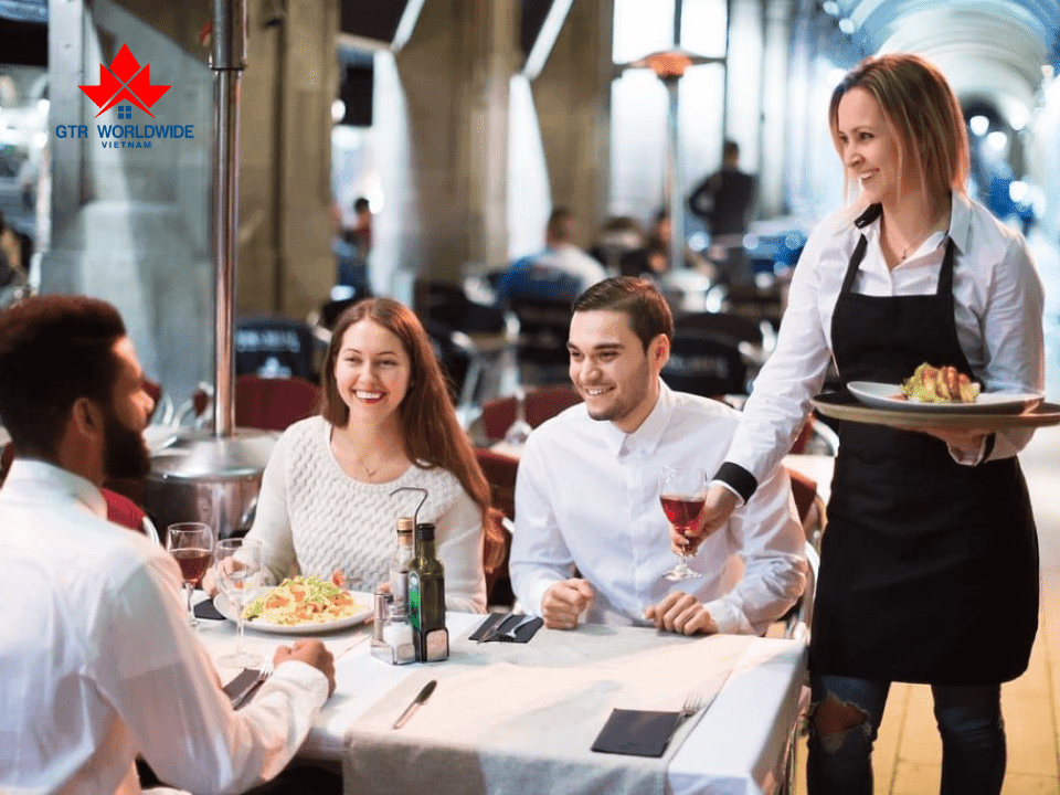 Alberta Tourism And Hospitality Stream là chương trình định cư cho người trong lĩnh vực du lịch