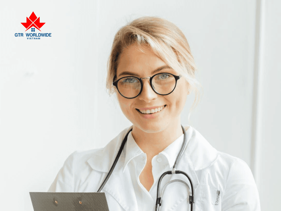 Để tham gia AIPP Nova Scotia, bác sĩ cần có thư mời làm việc từ các cơ sở y tế tại tỉnh