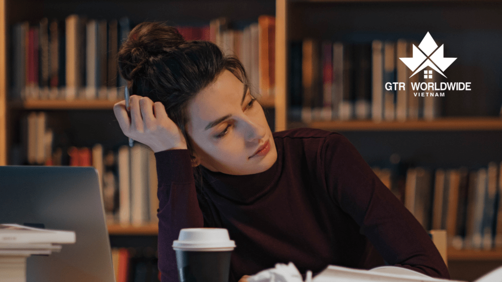 178 chuyên ngành đã bị loại khỏi diện đủ điều kiện xin PGWP Canada