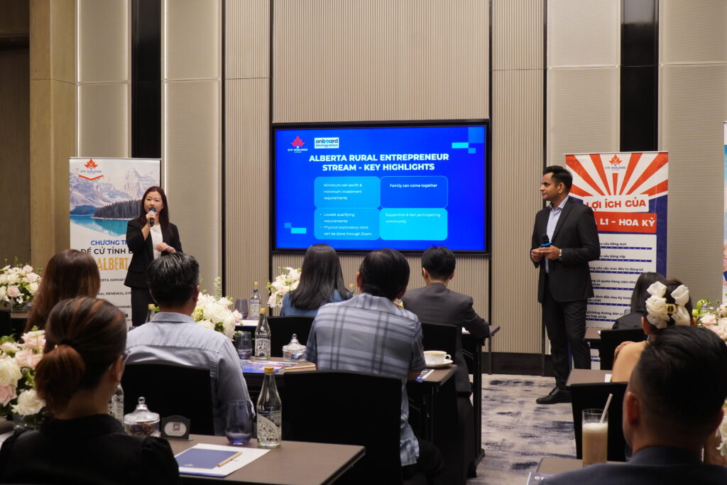 GTR Worldwide Vietnam kết nối doanh nghiệp Việt Nam với thị trường Mỹ và Canada 1 Chúc mừng Hội thảo định cư Mỹ - Canada tháng 07/2025 đã diễn ra thành công tốt đẹp